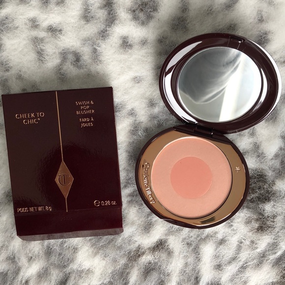 Charlotte Tilbury Cheek to Chic Blush